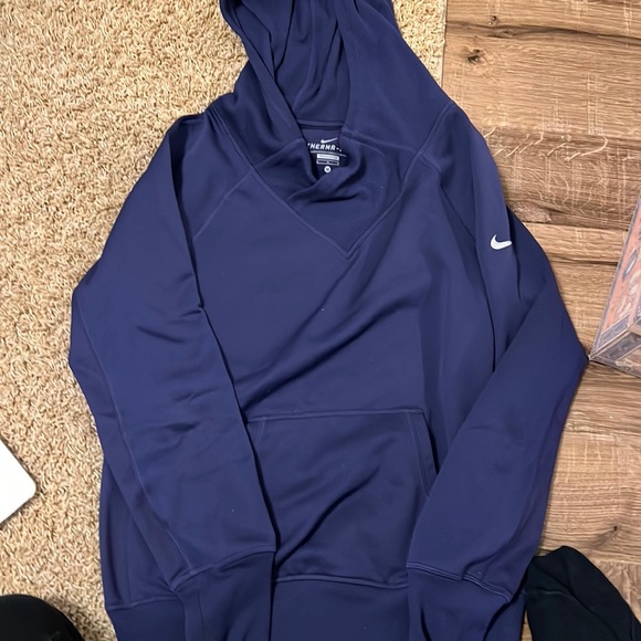 Nike - Picture 1 of 3